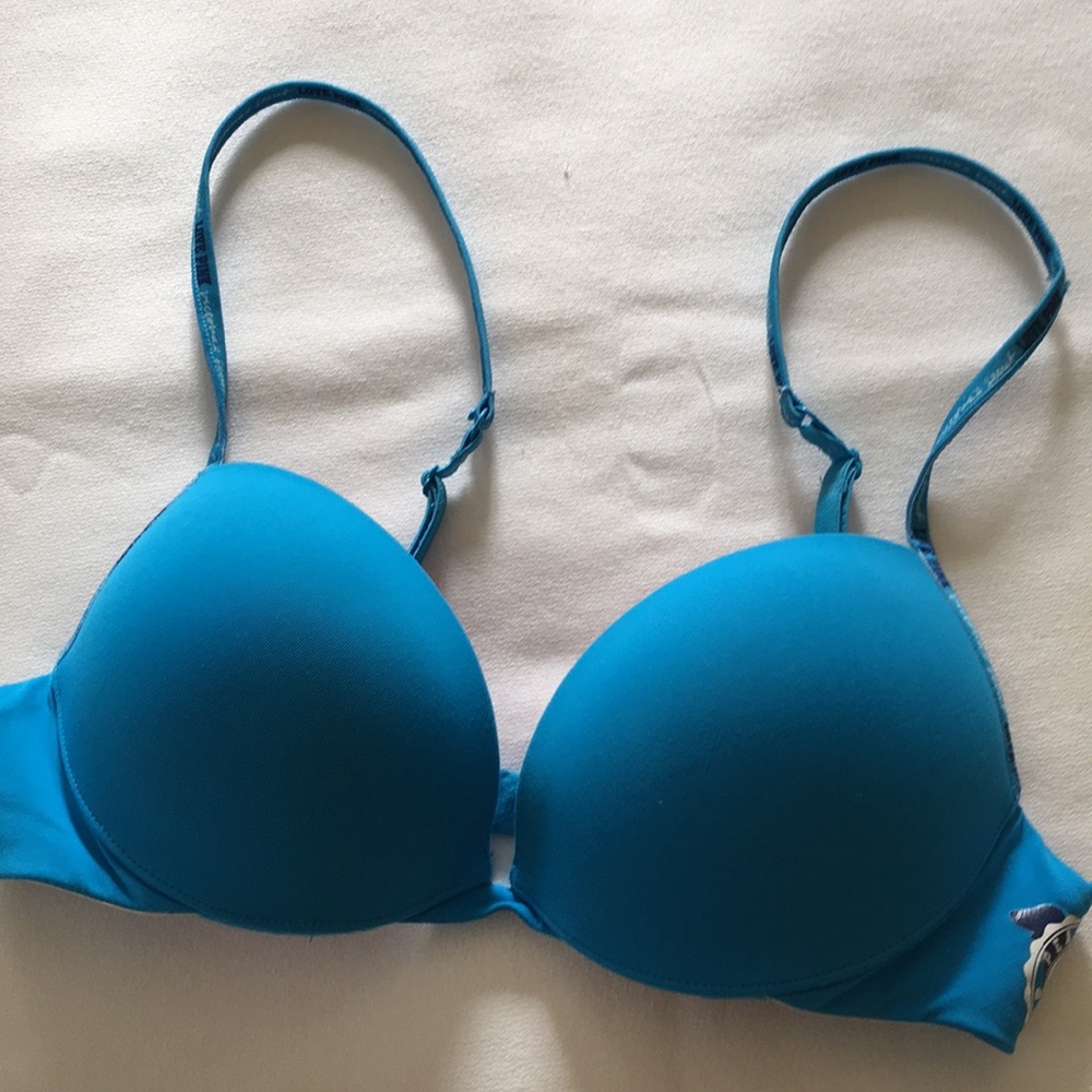 Victoria’s Secret PINK Push up bra racer back